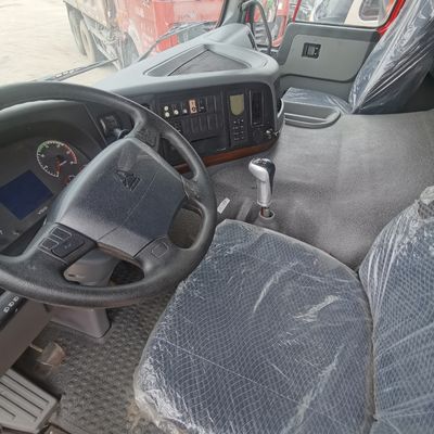 Специализированное горное оборудование Sinotruck Использованный мусоровоз с сертификацией DOT и шинами