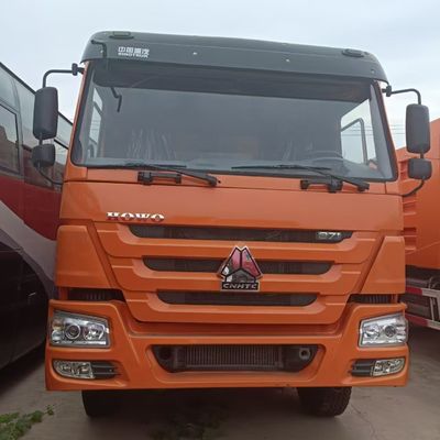 Устойчивое строительное транспортное средство Sinotruk Шасси 371HP Гидравлический рулевой грузовик для GCC