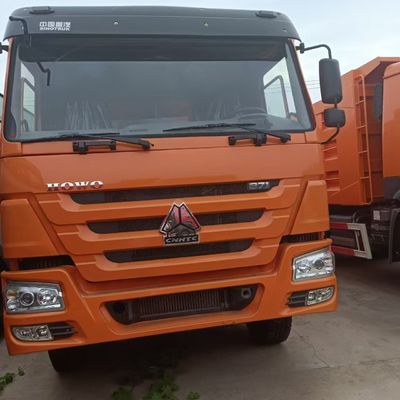 Устойчивое строительное транспортное средство Sinotruk Шасси 371HP Гидравлический рулевой грузовик для GCC