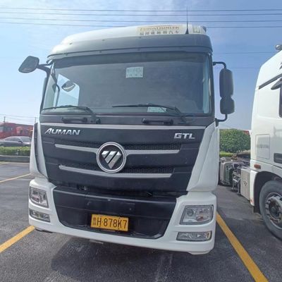 Трактор Sinotruck с воздушным подвесом сиденья эффективно буксирует тяжелые грузовые автомобили