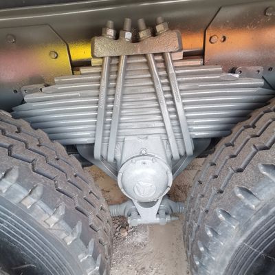 31-40 т грузоподъемность промышленный мусоровоз с шинами и шасси Sinotruk на заказ