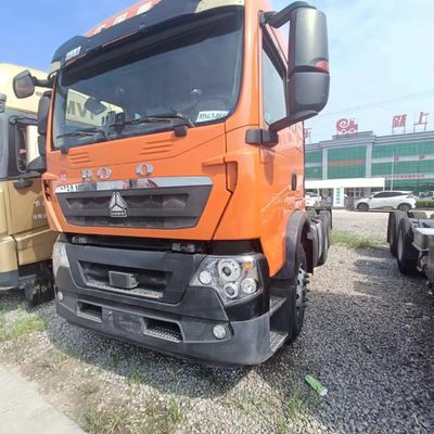 Тракторный грузовик Sinotruk HOWO 6X4 для буксировки и производительности