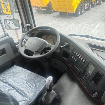 HOWO 371HP Тяжелый грузовик с 850.00 см * 260.00 см * 360.00 см Размер пакета