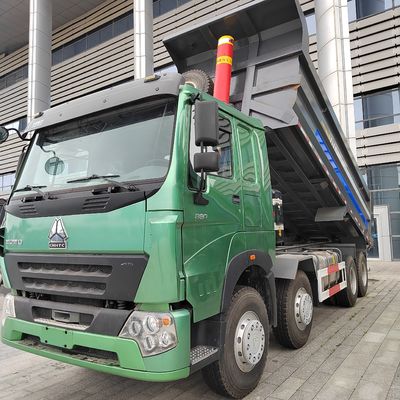 США Sinotruck Грузовой грузовик для строительства Пакет Размер 850.00cm * 250.00cm * 345.00cm