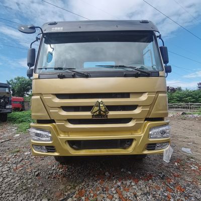 Запрос на заказ Углеродистая стальная грузовая коробка HOWO Тракторный грузовик с топливным баком 1000 л