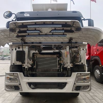 Шасси Sinotruk Подержанный грузовик с двигателем 371 л.с. и кабиной кондиционера