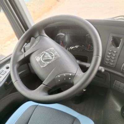 Грузовой ящик из углеродистой стали 30-40 т LHD Rhd 8X4 371HP Euro 3 Дэмп-транспорт для горнодобывающих перевозок