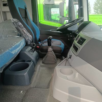 Дизайн беструбных шин 6X4 Rhd 30-40 т Оуманский мусорный грузовик для добычи полезных ископаемых