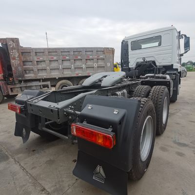1000L топливный бак полуприцеп буксирующий Sinotruck прицепный грузовик с возможностью настройки