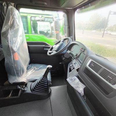Sinotruk 10/12 Колесные грузовики Гидравлическое рулевое управление и стандарт выбросов Евро 5 Сейчас