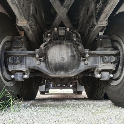 31-40т Делонг X5000 8X4 Дэмп-Трик с шинами и углеродной сталью