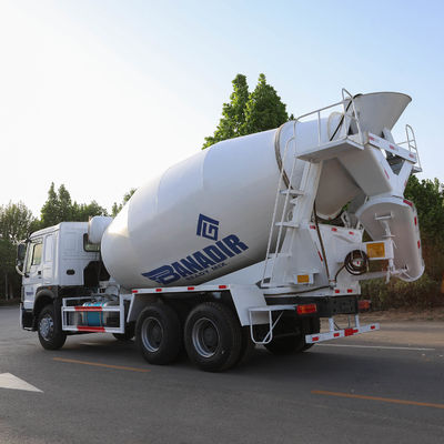 2m3 8m3 12m3 4X2 /6X4/8X4 Мобильный танковый грузовик HOWO Ручной дизельный грузовик Монтированный смесительный транспорт с CCC CE
