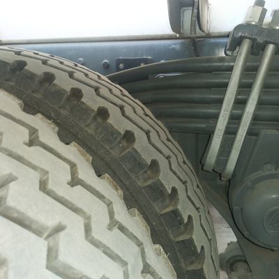 Полное оплата Sinotruk Шасси Бетонный смеситель с гидравлической силовой рулевой системой