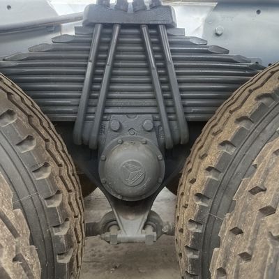 Sinotruk Бетонный смеситель для тяжелого строительства на 10245x2496x3450m Размер