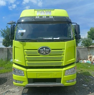Дизайн безтрубной шины Экономический FAW Jiefang J6p420HP Дизельный тяжелый грузовик для логистики