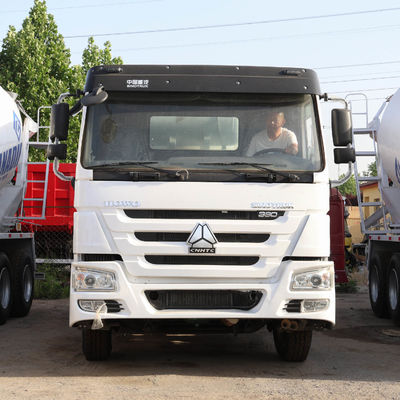 Американский комбинат по смешиванию грузовиков Sinotruk Cement Mixer Truck с 6-месячным послепродажным обслуживанием