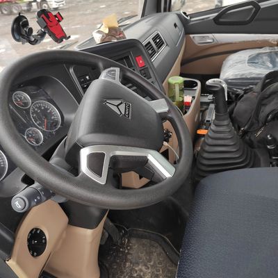 Подержанный трактор Sinotruk с грузовиком из углеродистой стали в хорошем состоянии