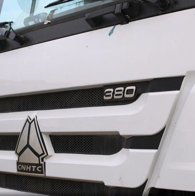 8x4 режим привода Sinotruk шасси цементный смеситель с гидравлическим рулевым управлением и силовой поддержкой