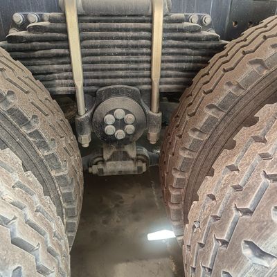 Использованный бетонный смеситель с максимальной мощностью 300-400 л.с. и 10245x2496x3450 м