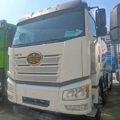 Микшерные грузовики с шасси Sinotruk и гидравлической системой рулевого управления Первоначальная выплата