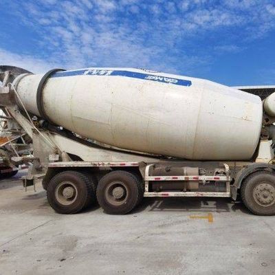 Запрос на заказ Sinotruk 8m3 Дизельный бетонный смеситель с гидравлическим рулевым управлением