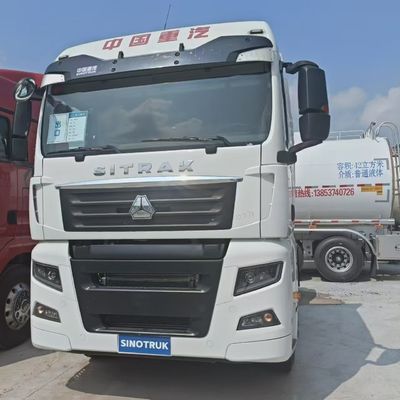 Sinotruck Трактор Трактор Продажа 400L топливный бак и воздушное сиденье для индивидуальных требований