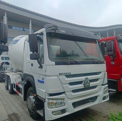 Шина 12м3 Бетонный смеситель с шасси Sinotruk и тяжелой работой ZZ1257N3647N1
