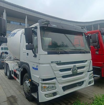 Автомобиль для смешивания бетона объемом 12 м3 с шасси Sinotruk и сертификацией ISO9000