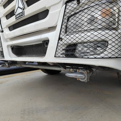 Транспорт HOWO Грузовик для доставки воды с дизельным топливом и грузовым ящиком из углеродистой стали