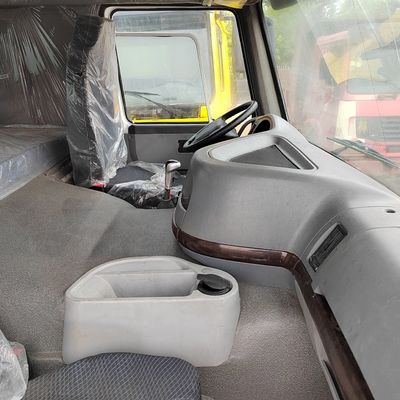 Спрей Sinotruk HOWO 6X4 грузовик для доставки воды с пакетом валовой массы 13570.000kg