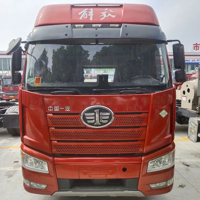 510 л.с. FAW Jiefang J6p Газовые 6X4 и 6X2 тяговые транспортные грузовики 7.40м*2.55м*3.76м