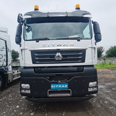 Буксировка с тяжелой грузовой машиной Sinotruk Sitrak CNG Truck
