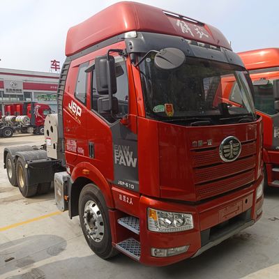 Продажи грузовика 6X4 с ручной трансмиссией и грузовиком из углеродистой стали