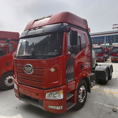 Продажи грузовика 6X4 с ручной трансмиссией и грузовиком из углеродистой стали