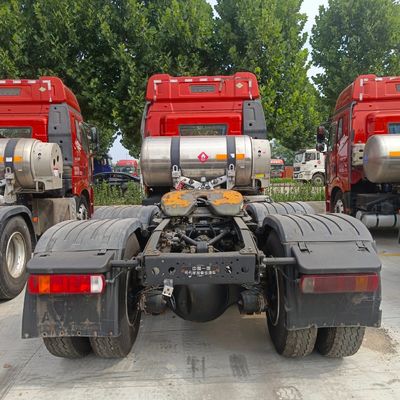 Шасси Sinotruk Передний подъемный стиль Дампинговый тип Тяжеловесное газовое транспортное средство для FAW Jiefang