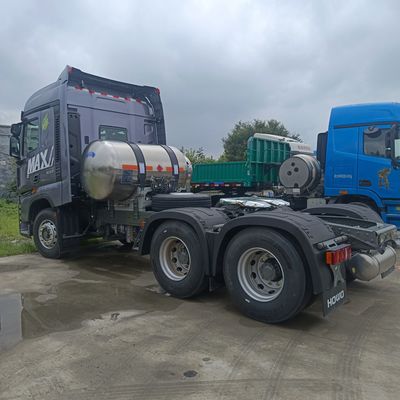 Национальная группа грузовых грузовиков 6X4 Дамп-грузовик с ТПГ-топливным трактором Транспортный грузовик