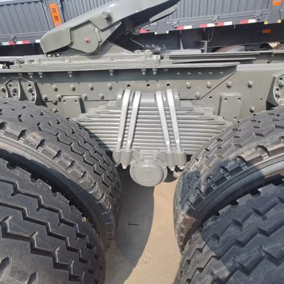 ZZ4257N3247E1H Sinotruk HOWO Тракторный прицеп с 600 л топливным баком и топливом