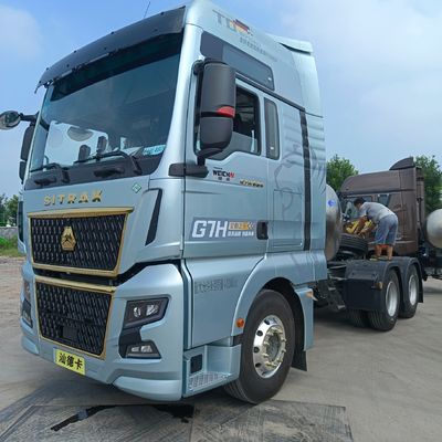 630 HP 6*4 2024 Shandeka G7h LNG тракторный грузовик для перевозки грузов 8.25m*2.55m*3.96m