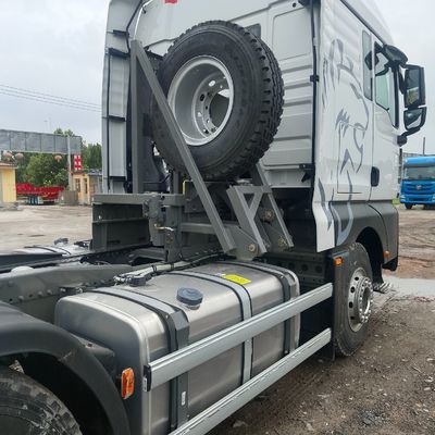 Специализированный газотранспортер 2024 Shandeka C7h390HP с экономичными возможностями тяги